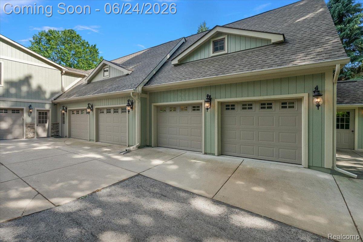 5630 Griffith Drive
