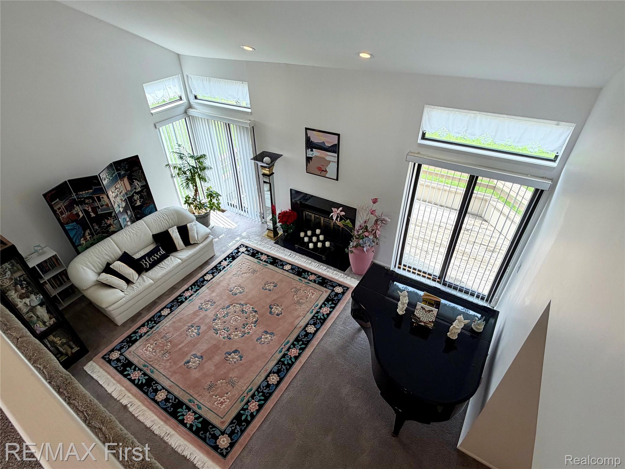 29349 W Chanticleer Drive