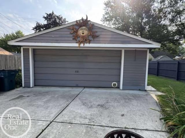 4236 Buckingham Avenue