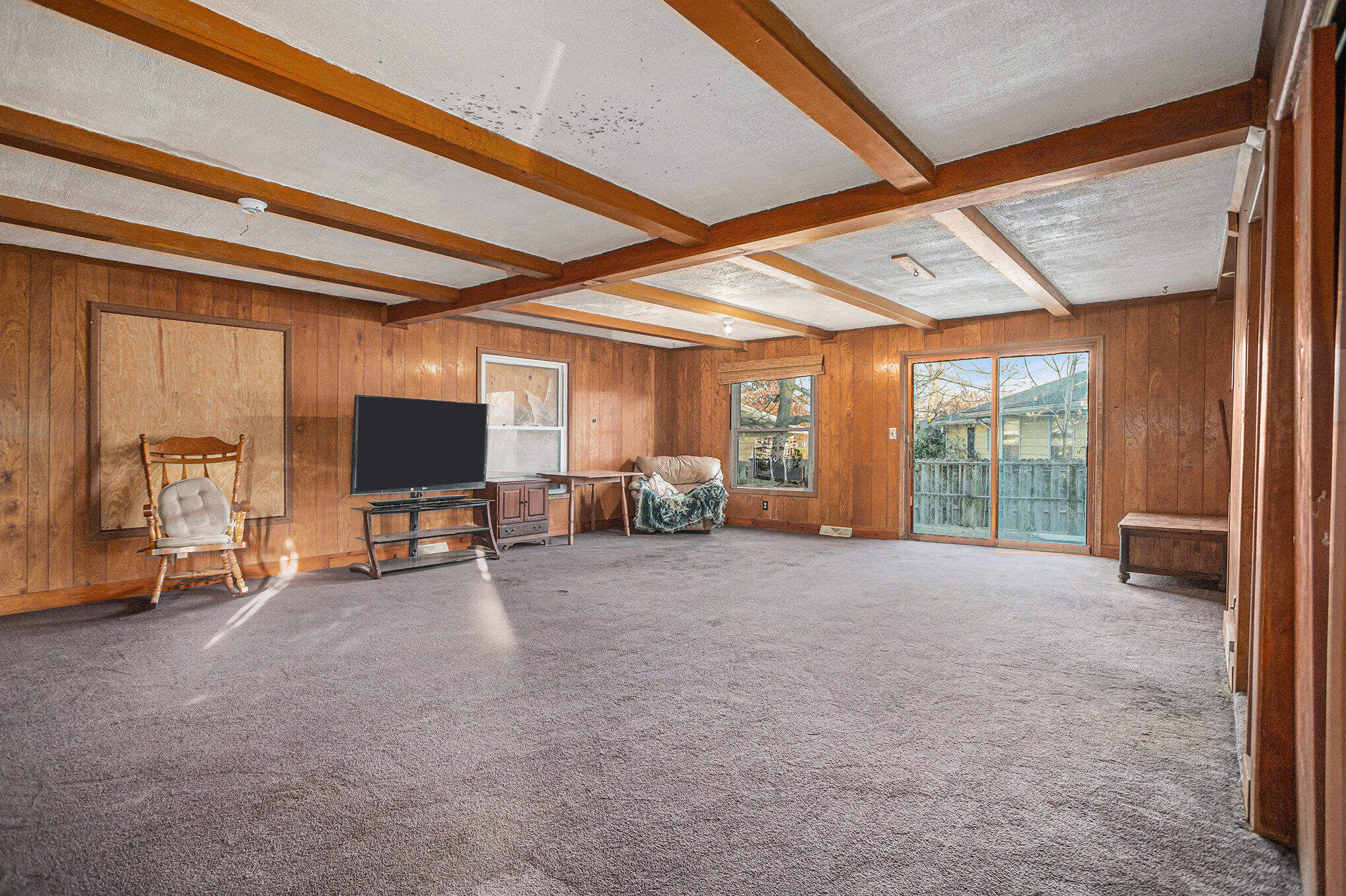 111 River Drive