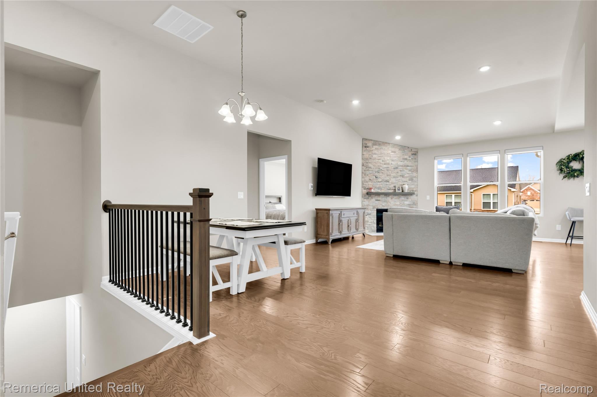 50222 Thatcher Street