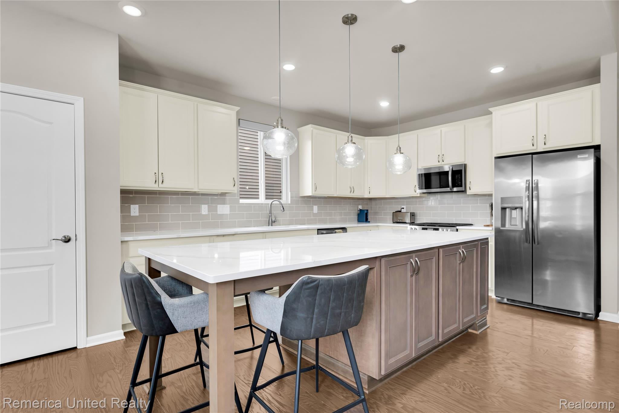 50222 Thatcher Street