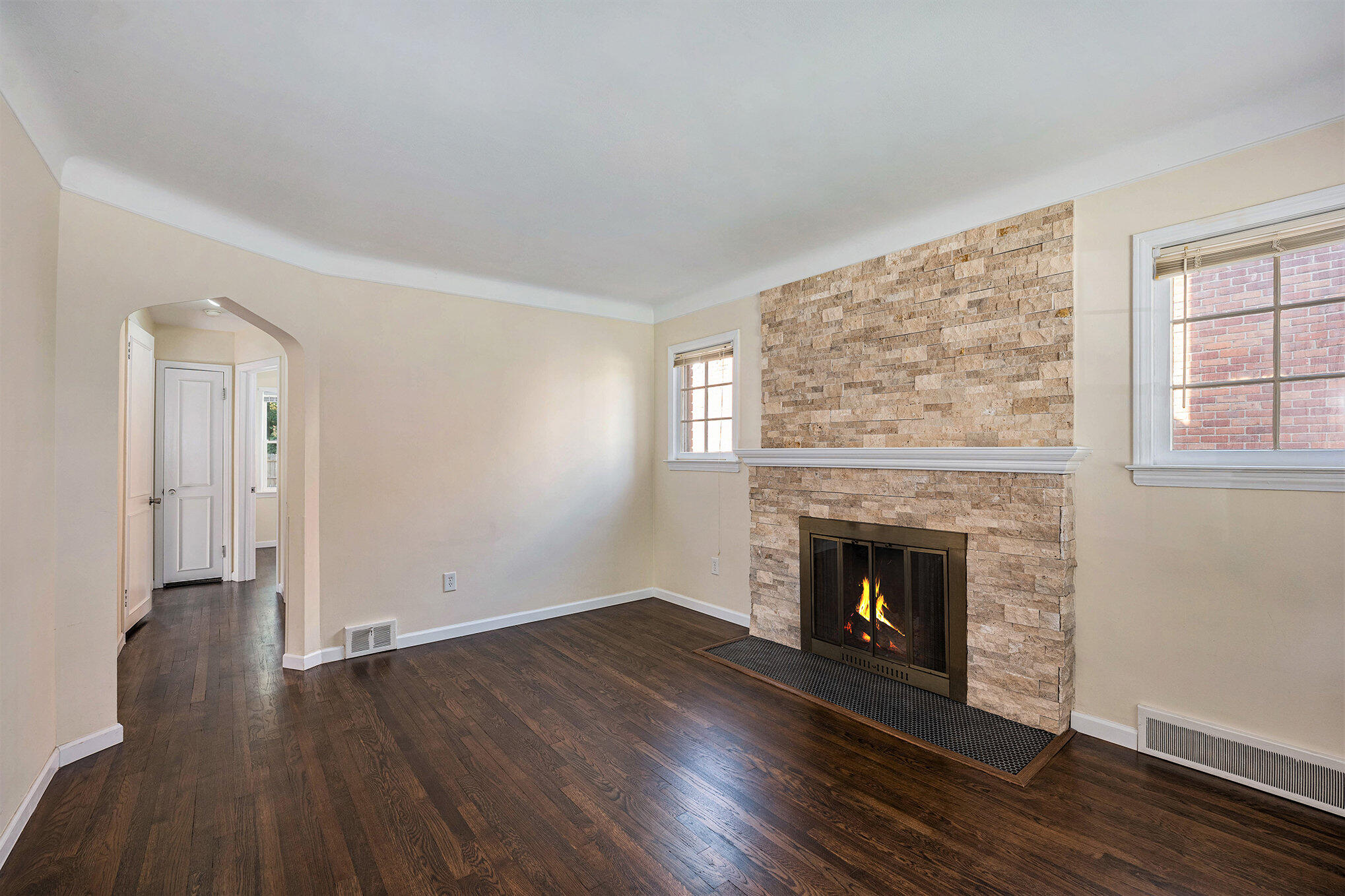 20886 Hunt Club Drive