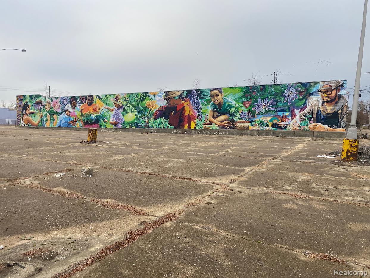 4514 N Saginaw Street