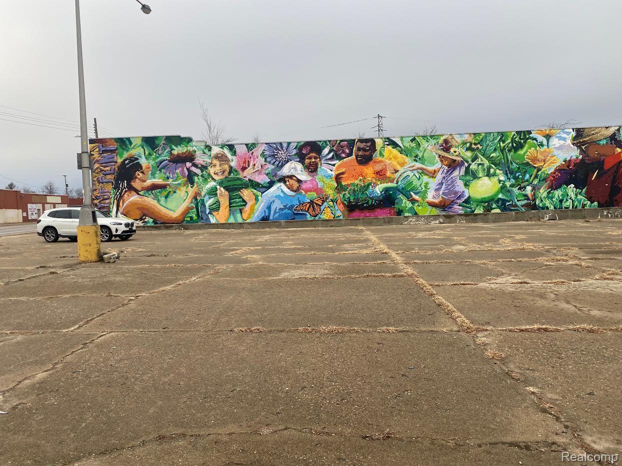 4514 N Saginaw Street