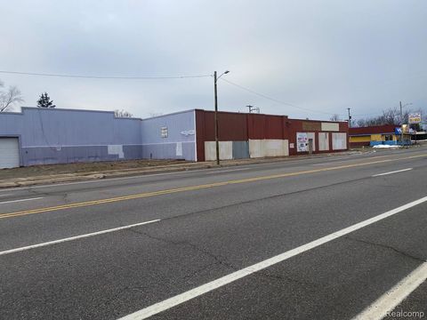 4514 N Saginaw Street Flint City MI 48505