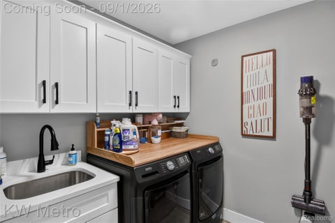 Tiny photo for 604 Forest Avenue, Royal Oak City, MI 48067 (MLS # 20261067879)