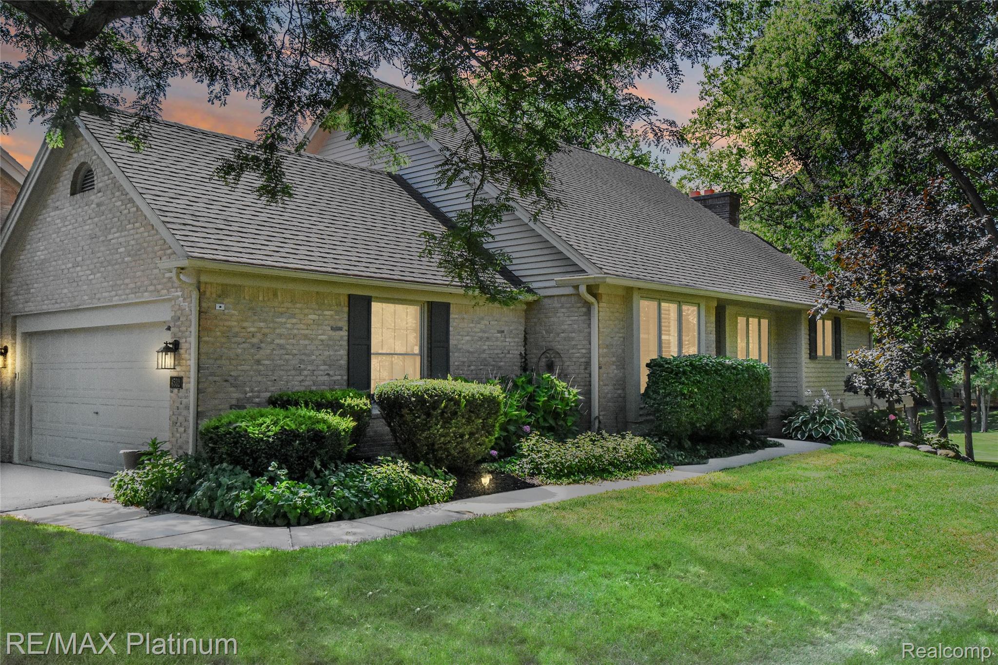 4532 Golf View Drive