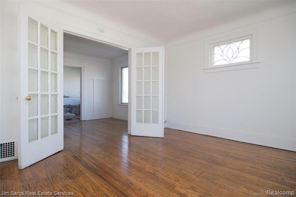 1463 Beaconsfield #2N