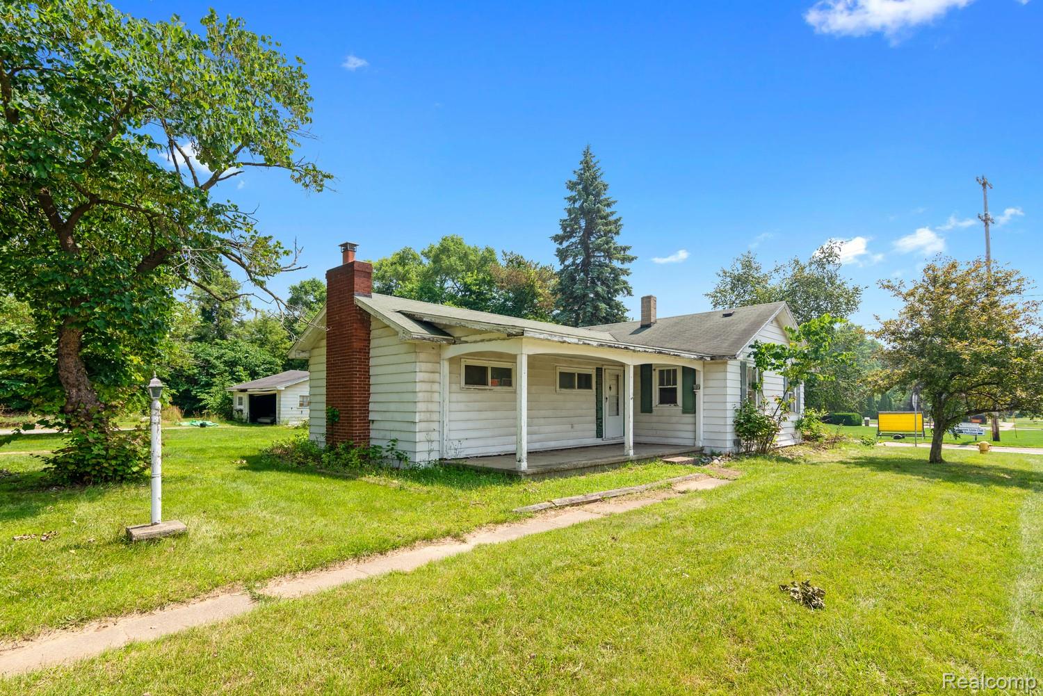 7398 N Genesee Road