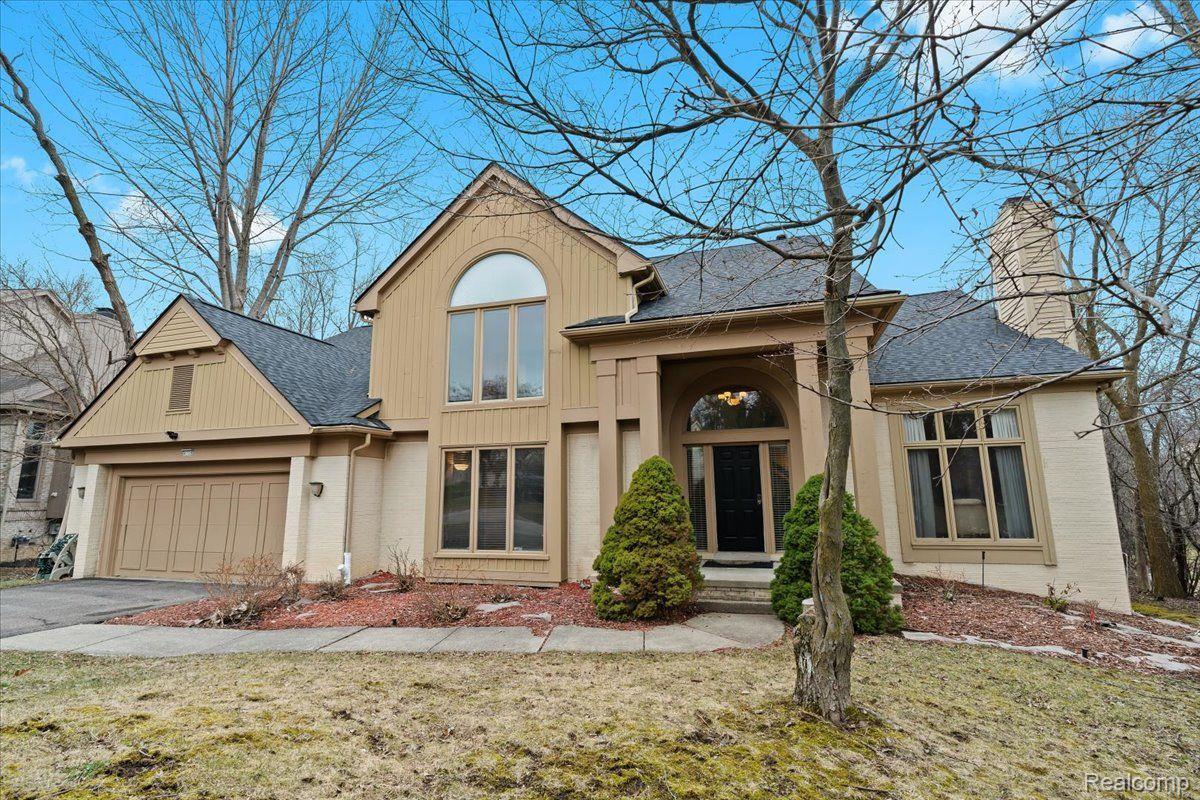 4759 MIRROR LAKE Drive