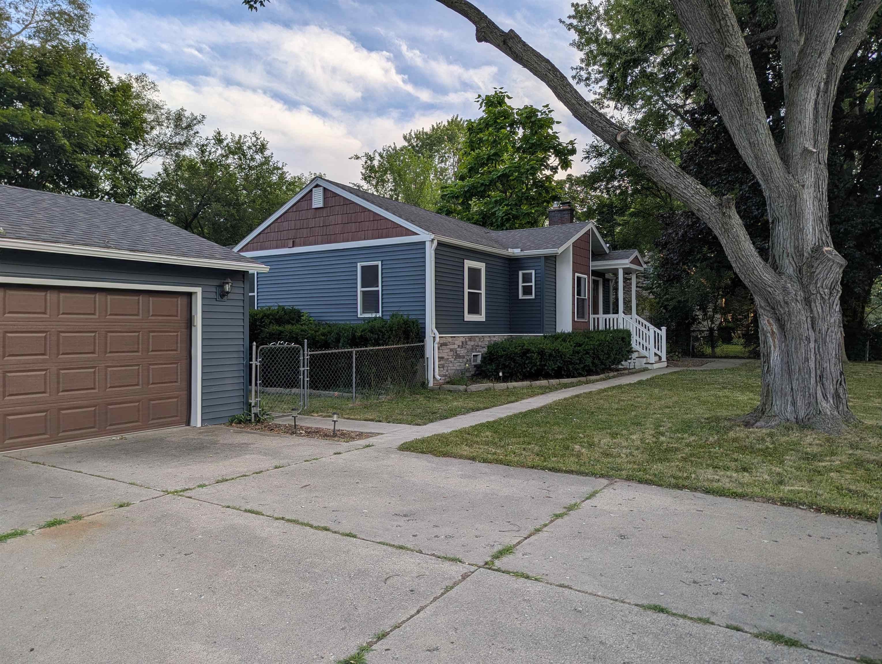 1388 Merle Avenue