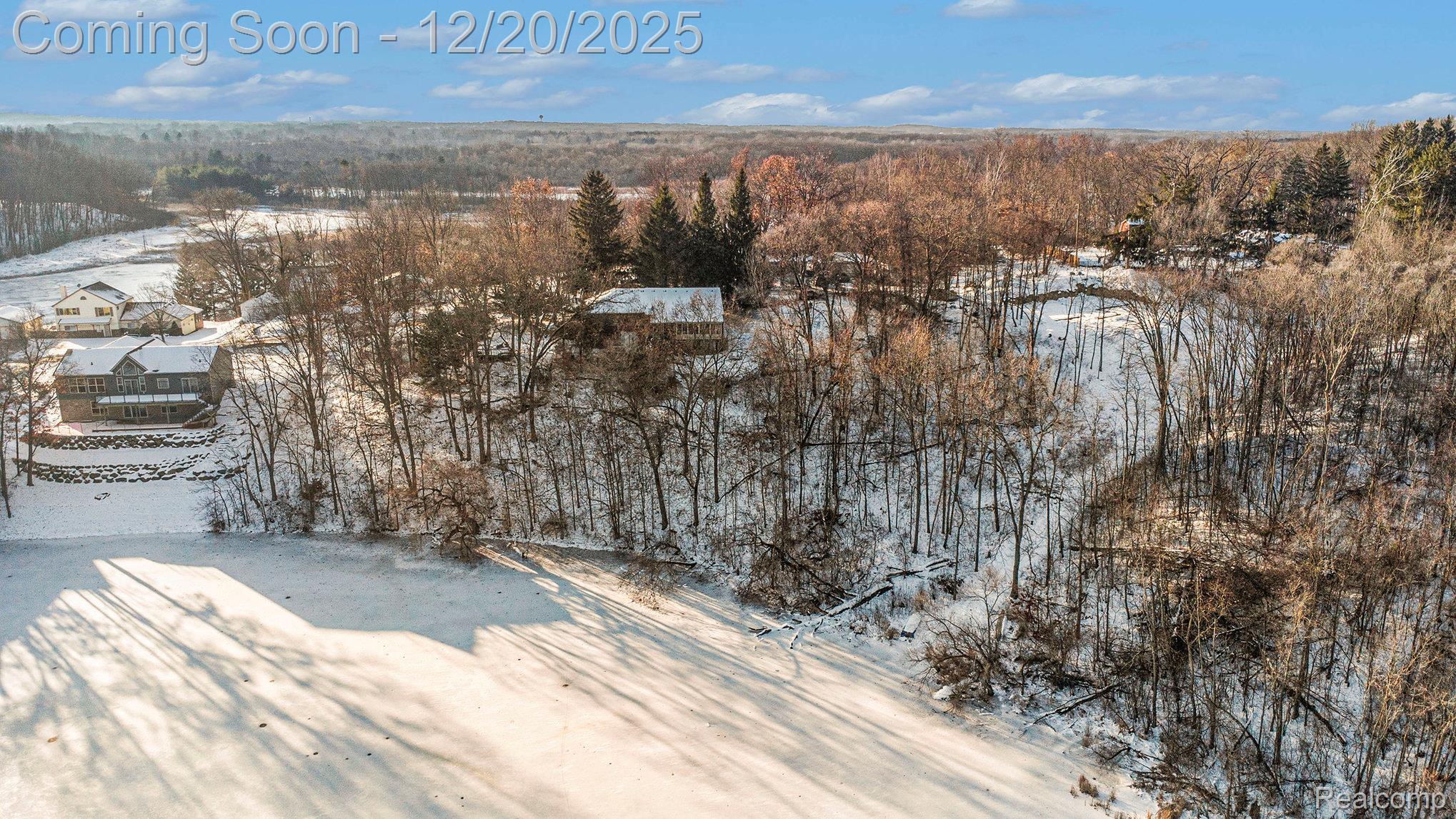 14325 Lakeshore Drive