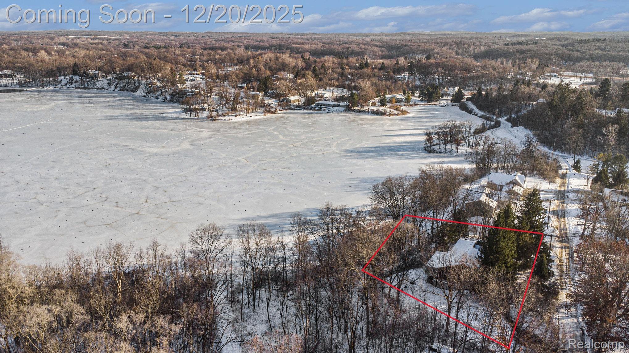 14325 Lakeshore Drive