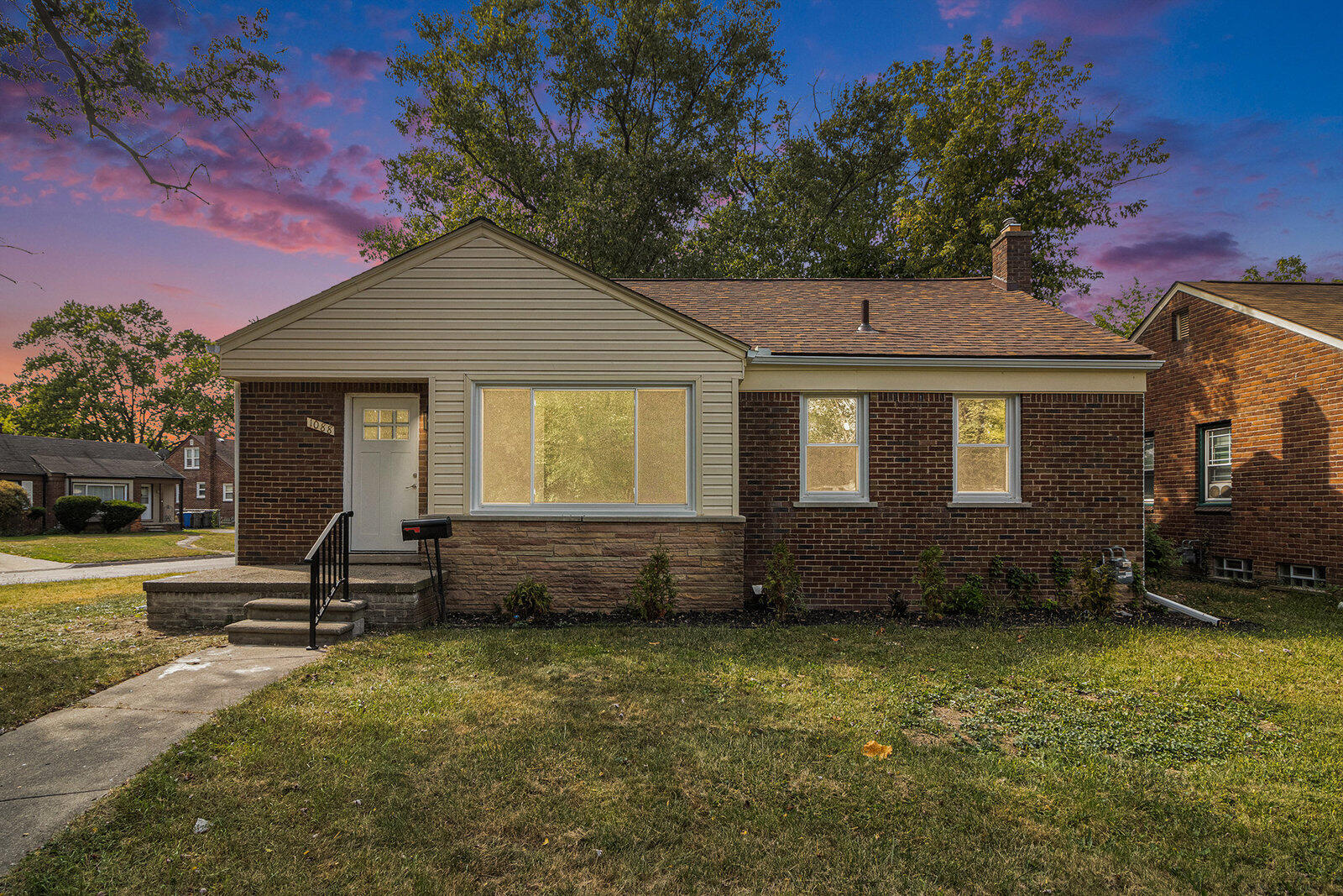 1088 Arlington Street