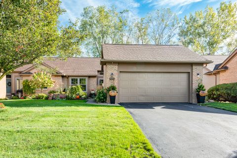 4869 Lone Oak Court Pittsfield Charter Township MI 48108
