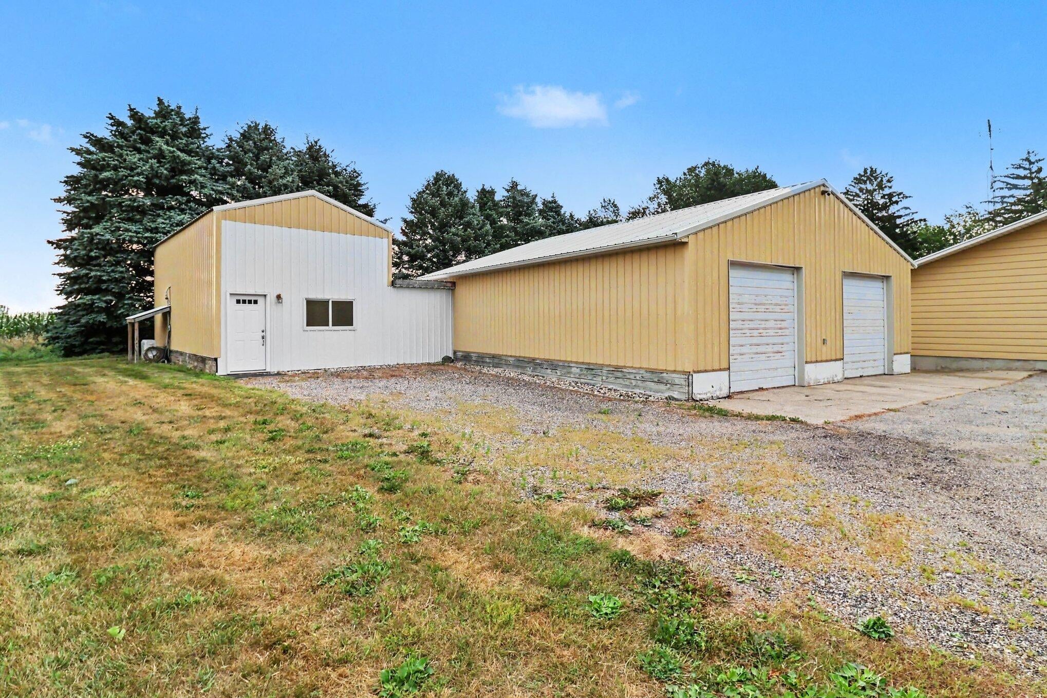 4890 W Kinney Road