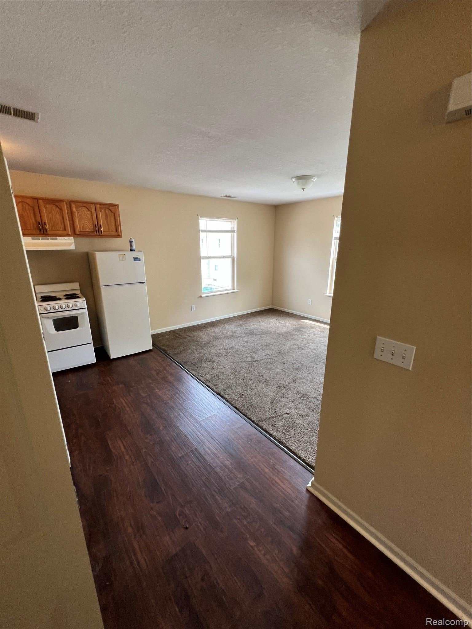 918 E Front Street