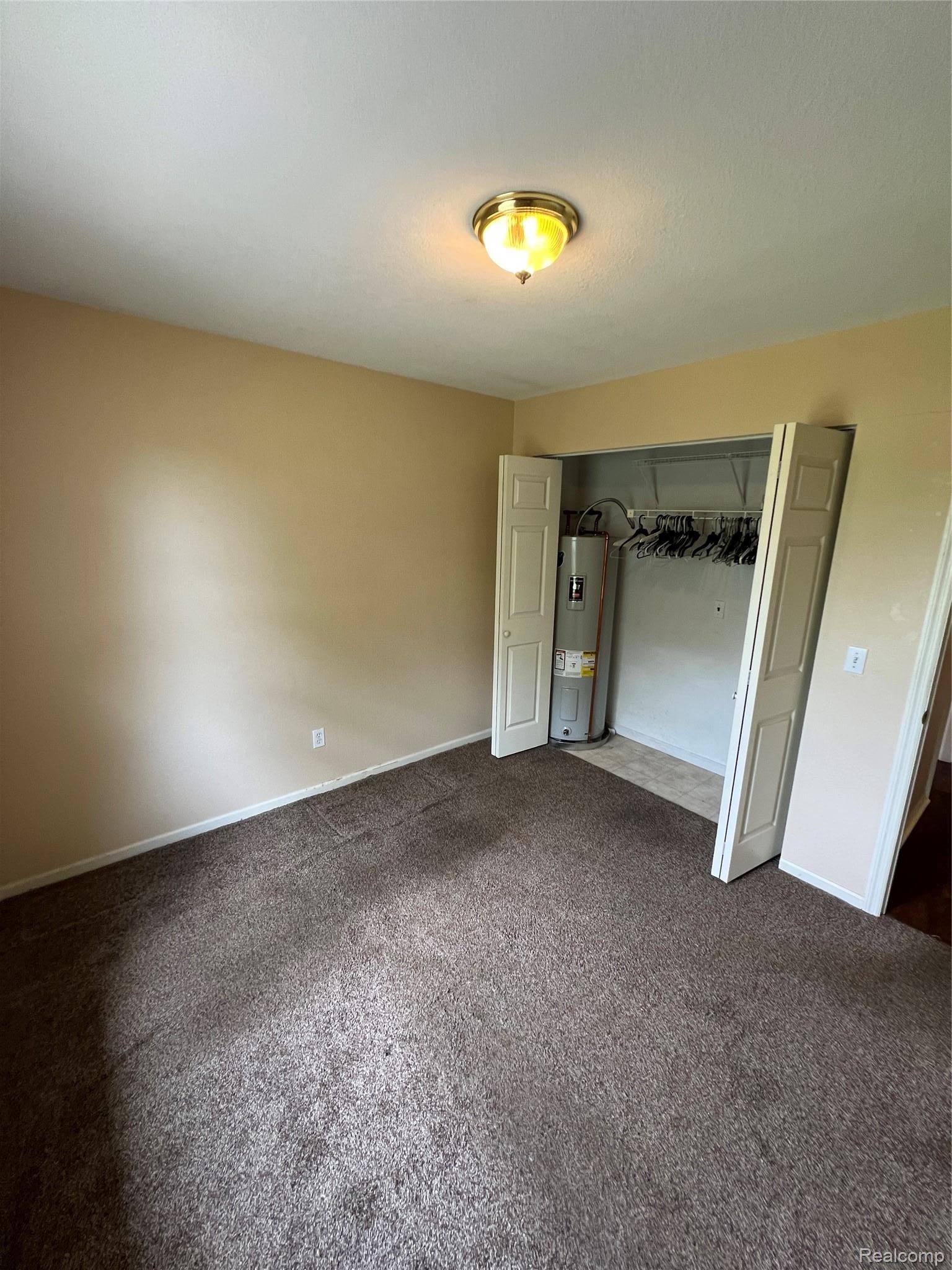918 E Front Street