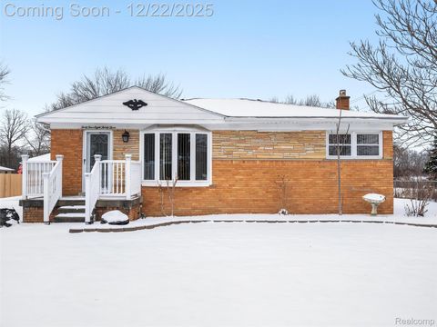 Photo of 44833 MADDELEIN Street, Clinton Charter Township, MI 48036 (MLS # 20251060690)
