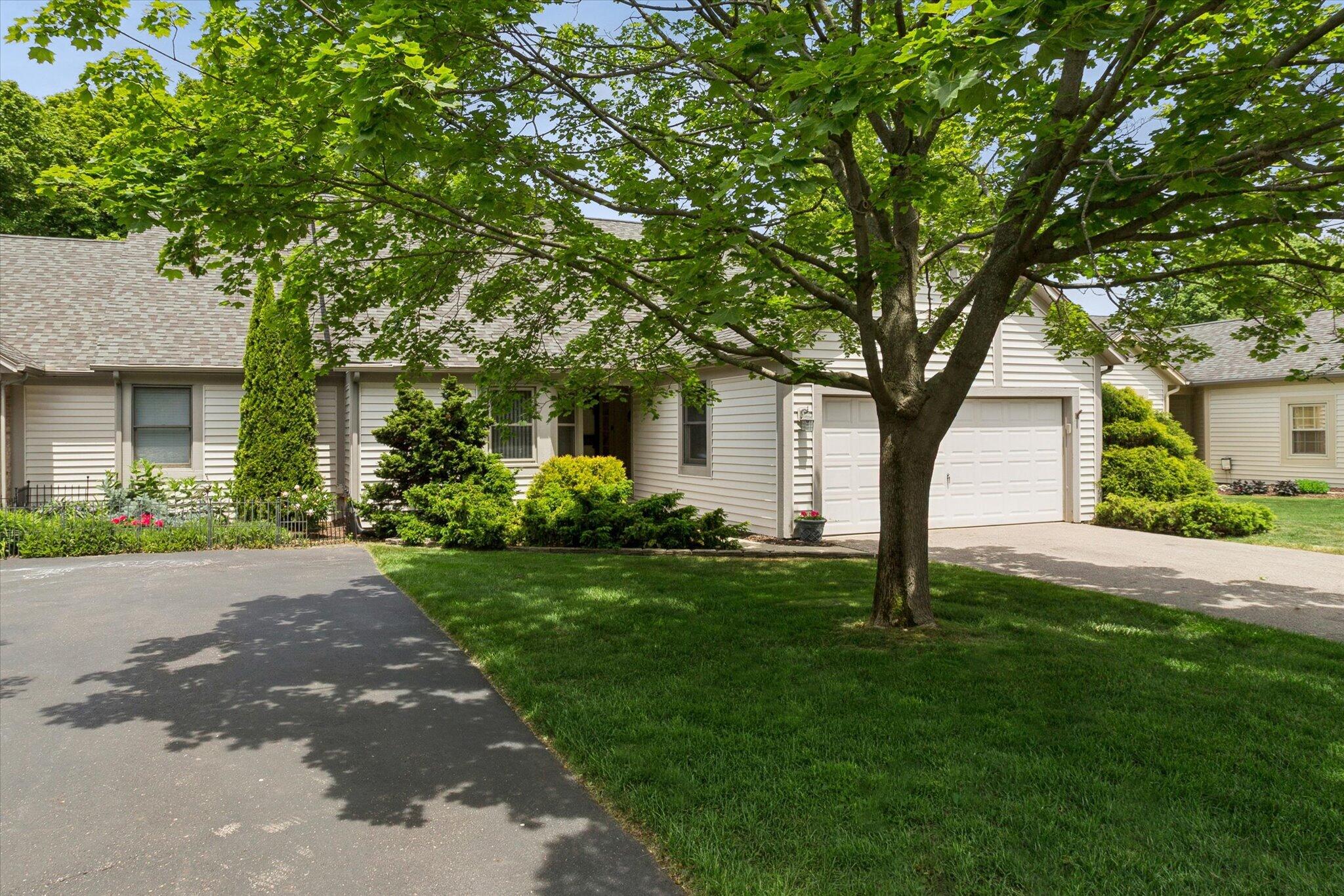 2443 Shoreham Highlands Street