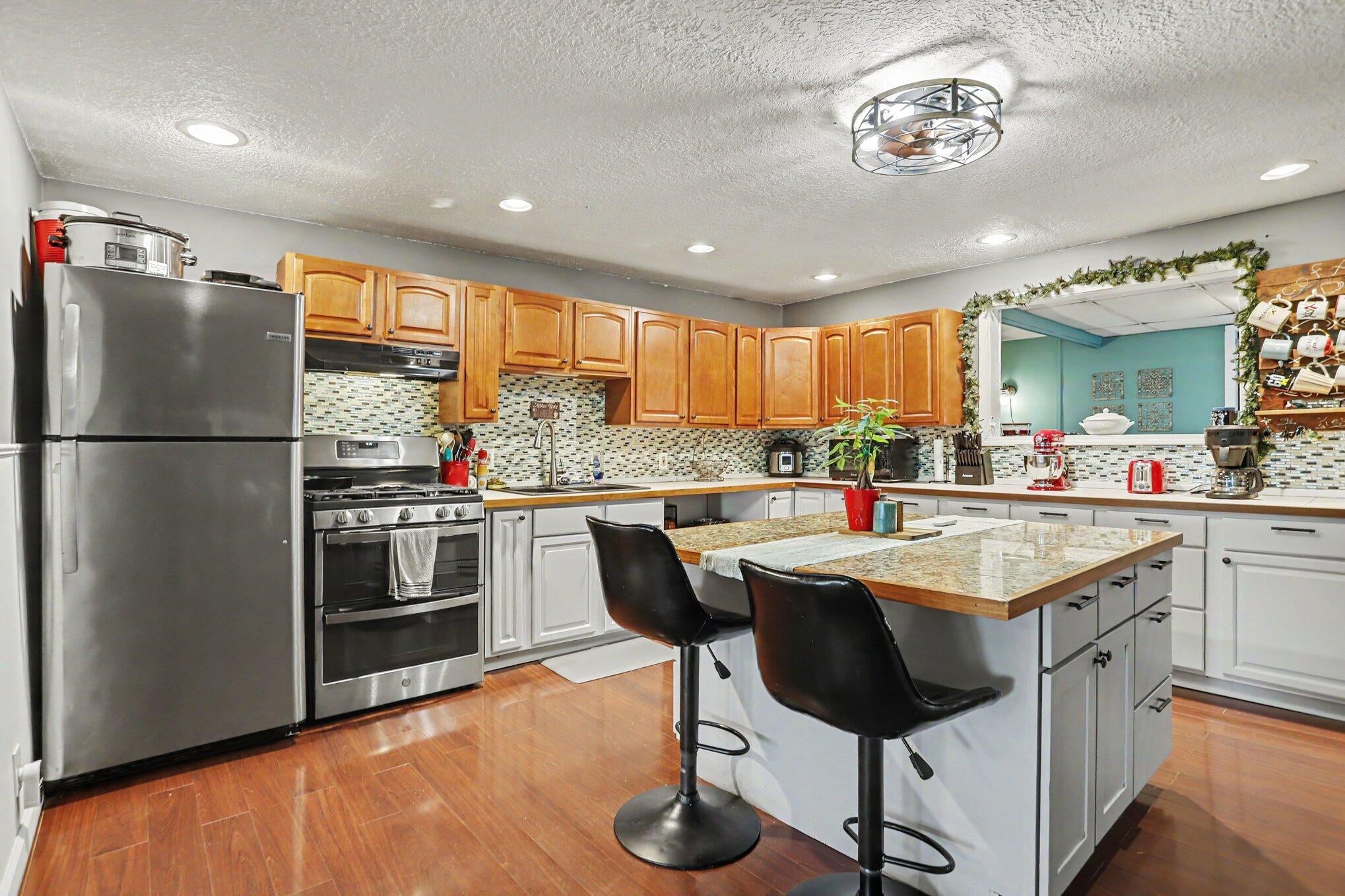 193 W Union City Road