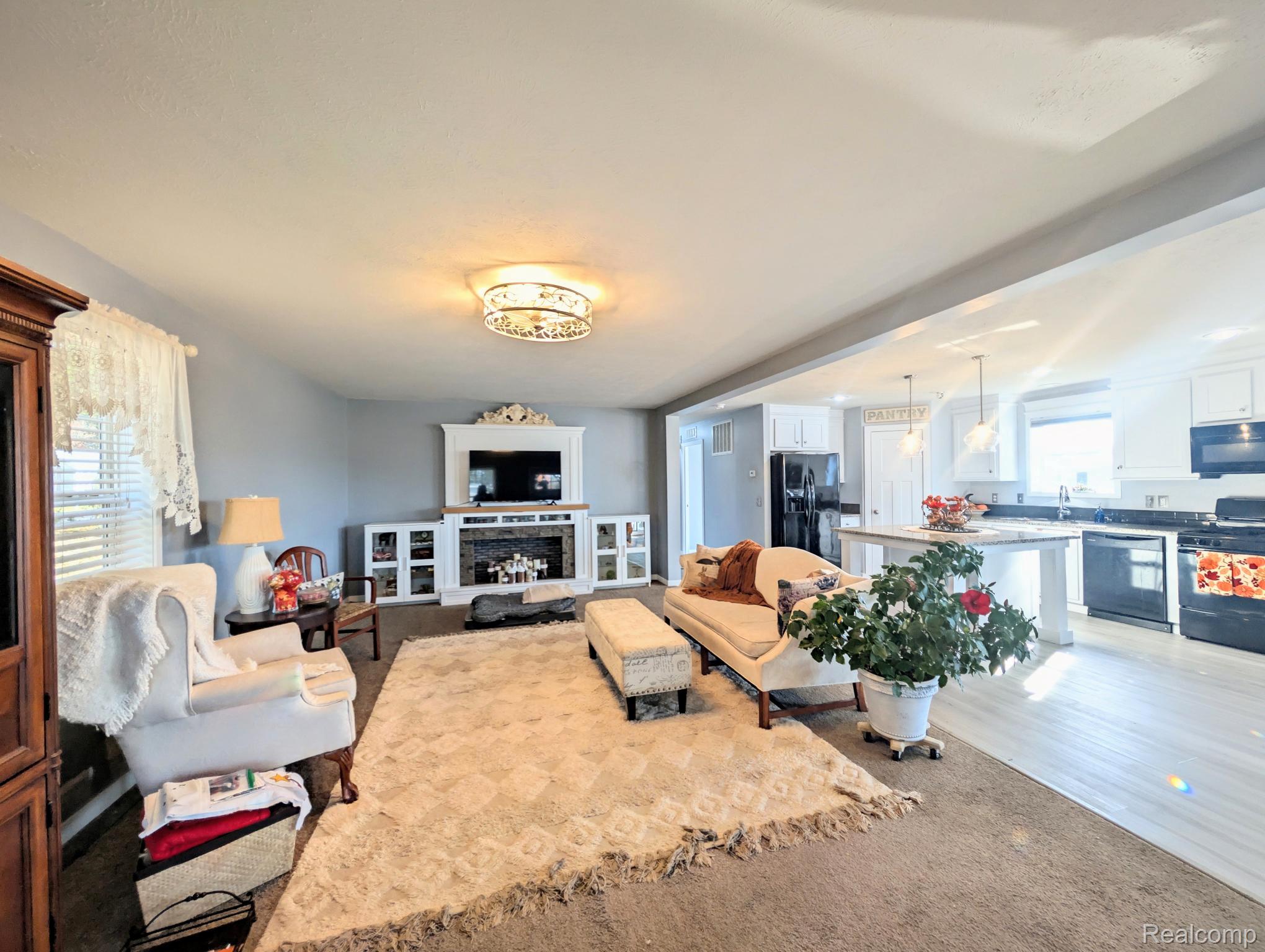 11015 Quail Run Court