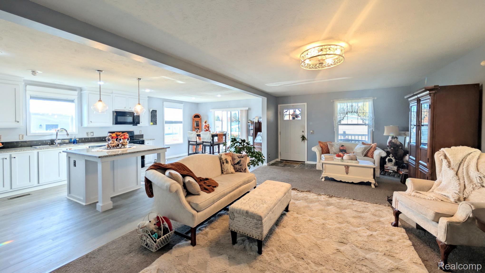 11015 Quail Run Court