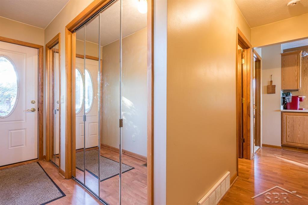 1876 S Schneider Street