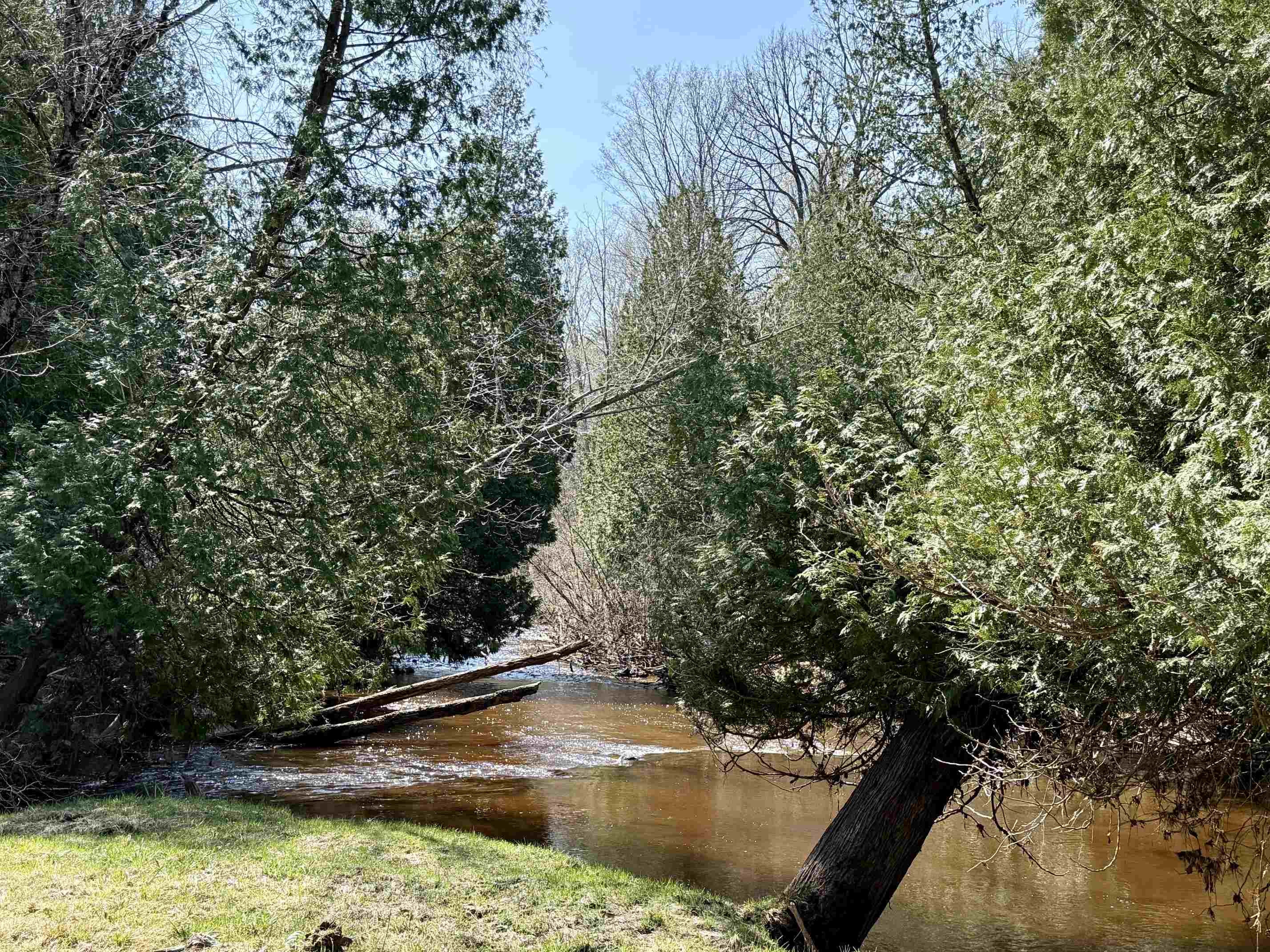 751 Hunters Ridge
