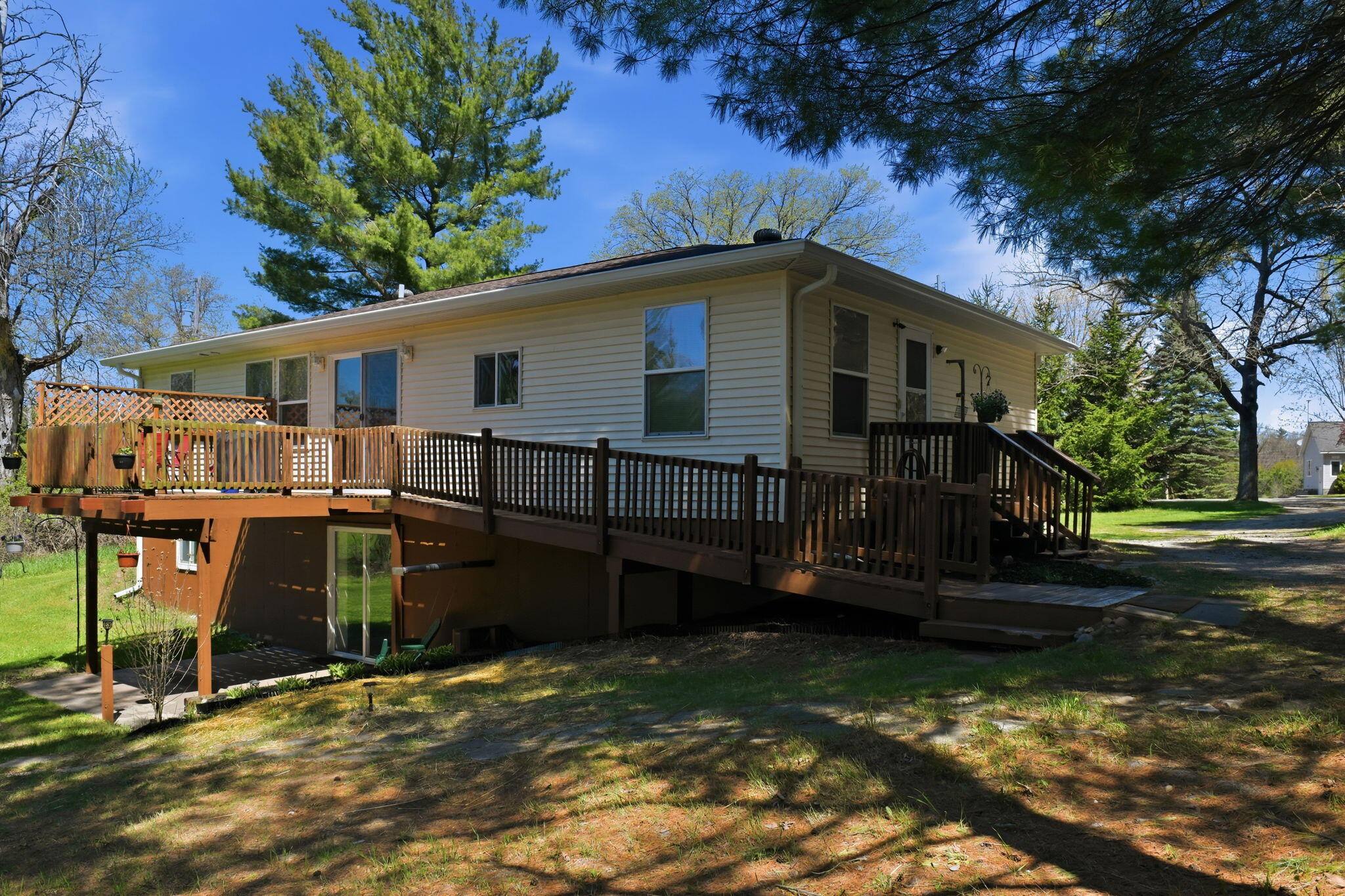 7492 E Townline Lake Road