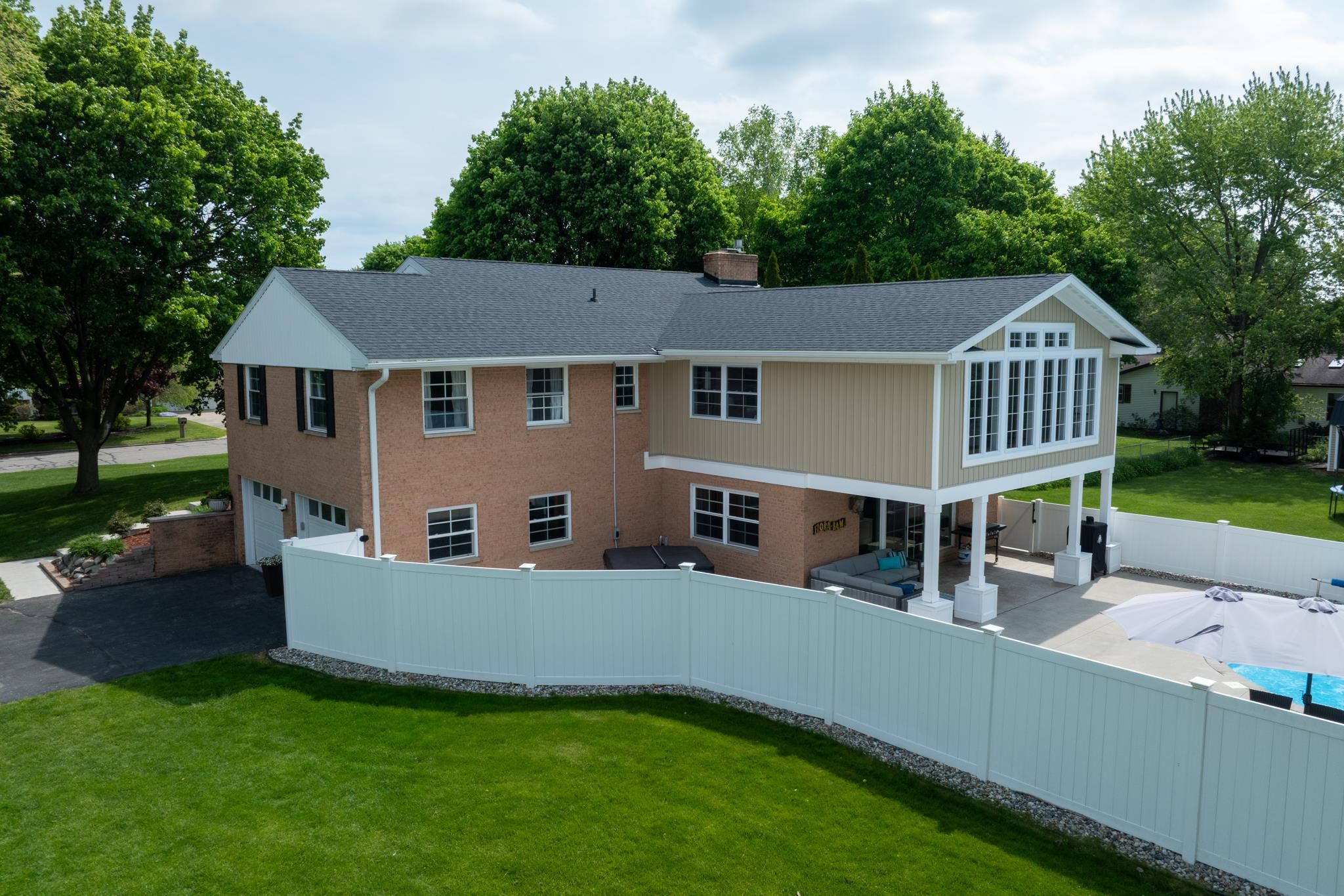 1206 Fairfield Drive