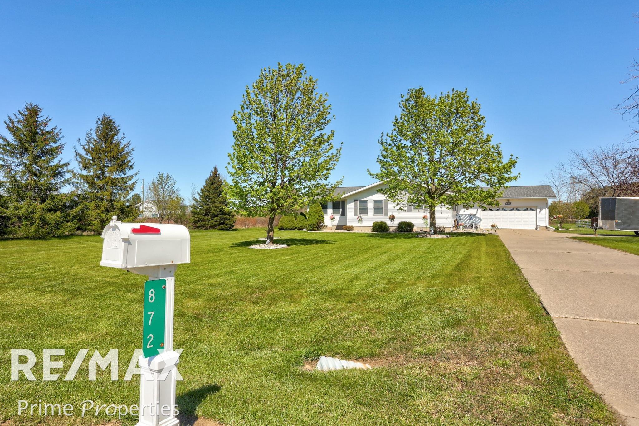 872 Huron Crest Drive