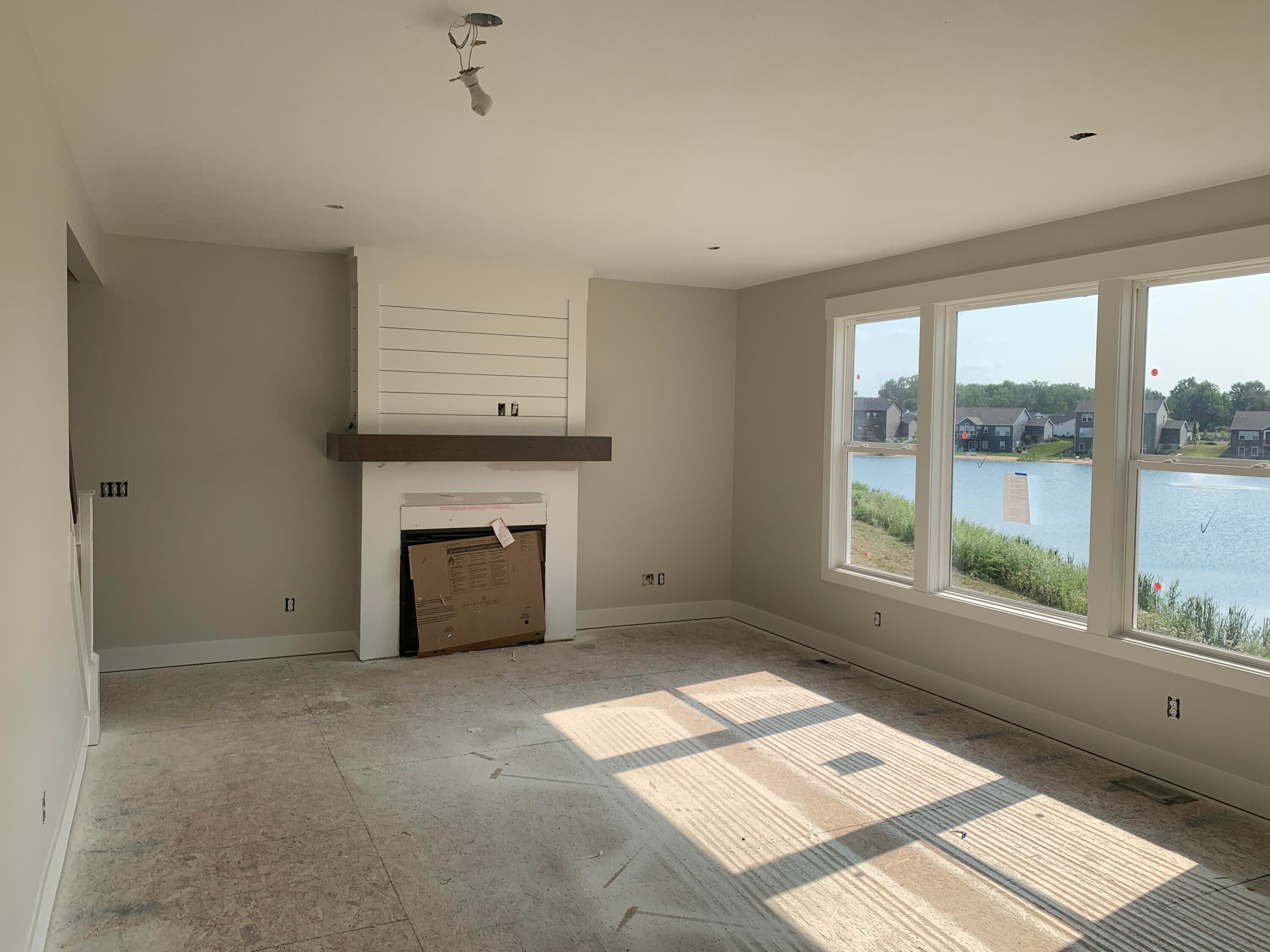 10582 Winnie Lane