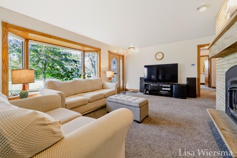 Tiny photo for 1423 Leonard Street NW, Tallmadge Charter Township, MI 49534 (MLS # 65026054512)