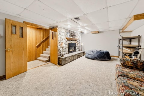 Tiny photo for 1423 Leonard Street NW, Tallmadge Charter Township, MI 49534 (MLS # 65026054512)