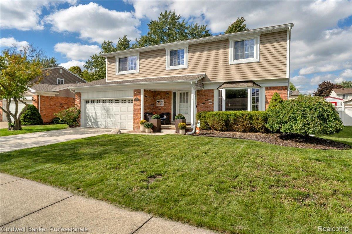 454 Queens Way
