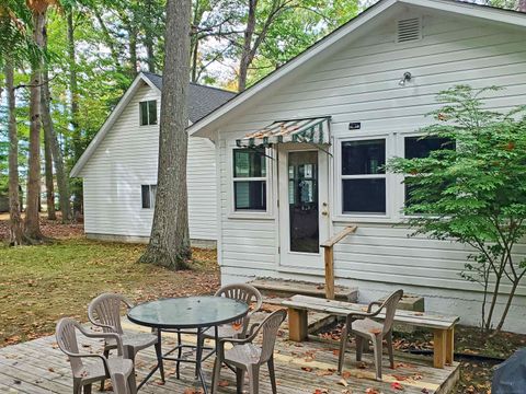 108 Warren Avenue East Tawas City MI 48730