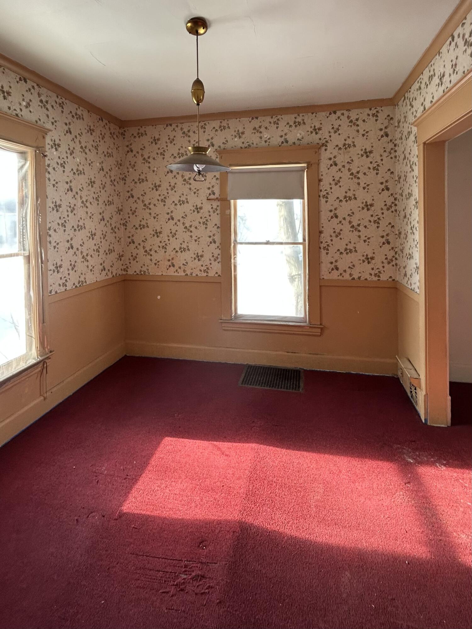 34 La Belle Street SE