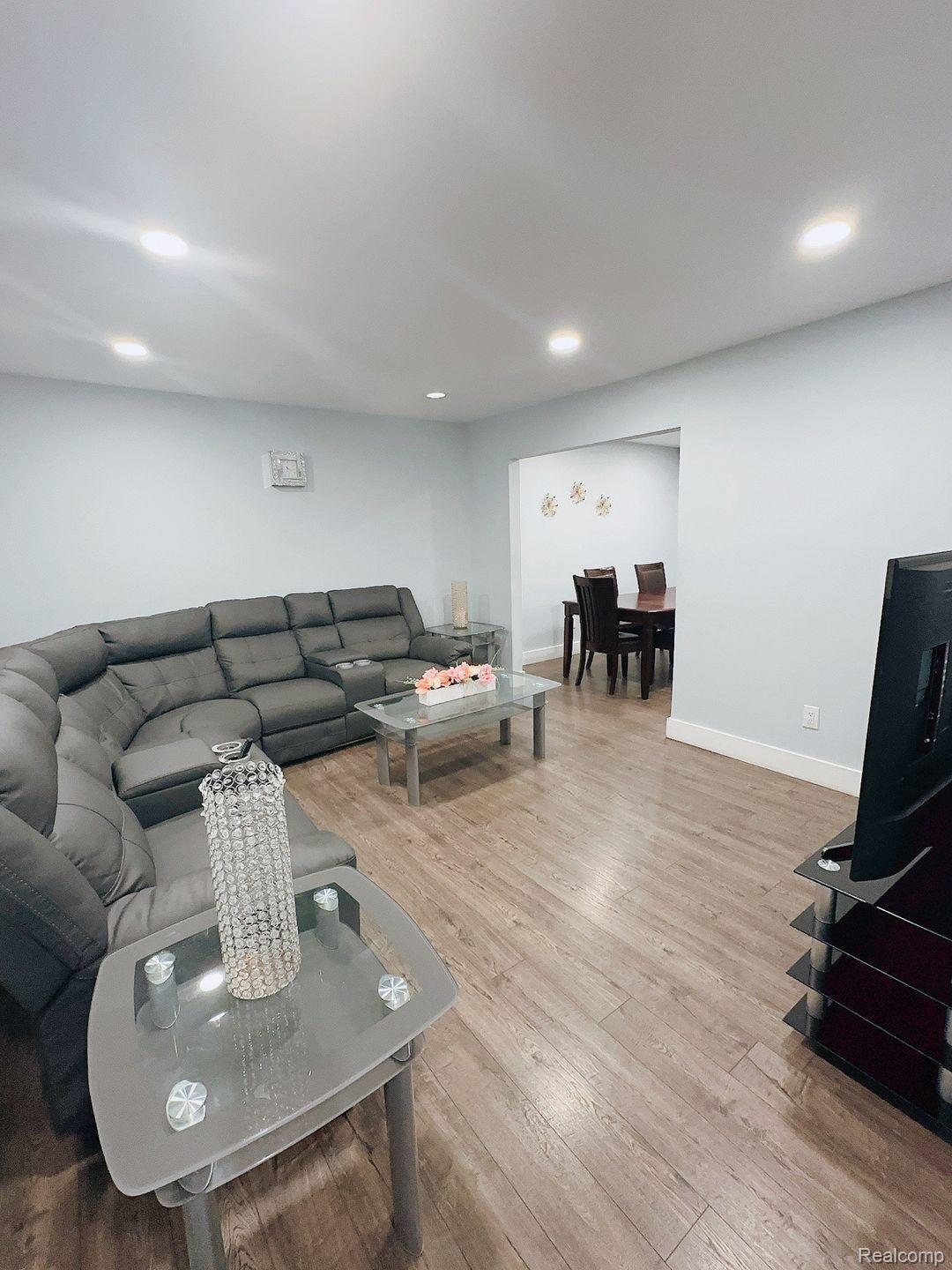 3528 Byrd Drive