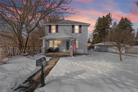 4200 Lanco Court Waterford Charter Township MI 48329