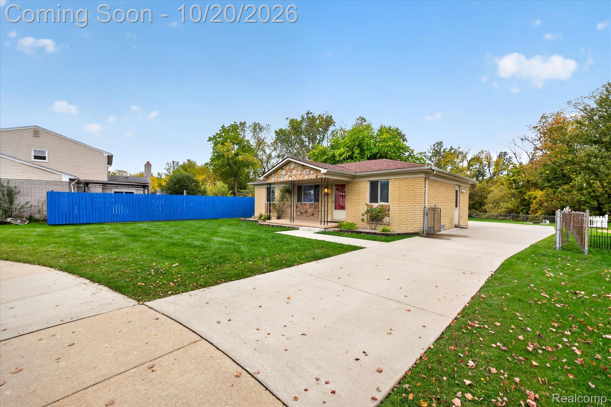 26402 Willow Cove