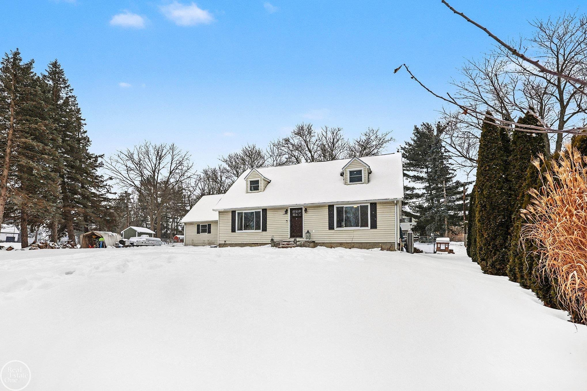 11897 Springdale Court