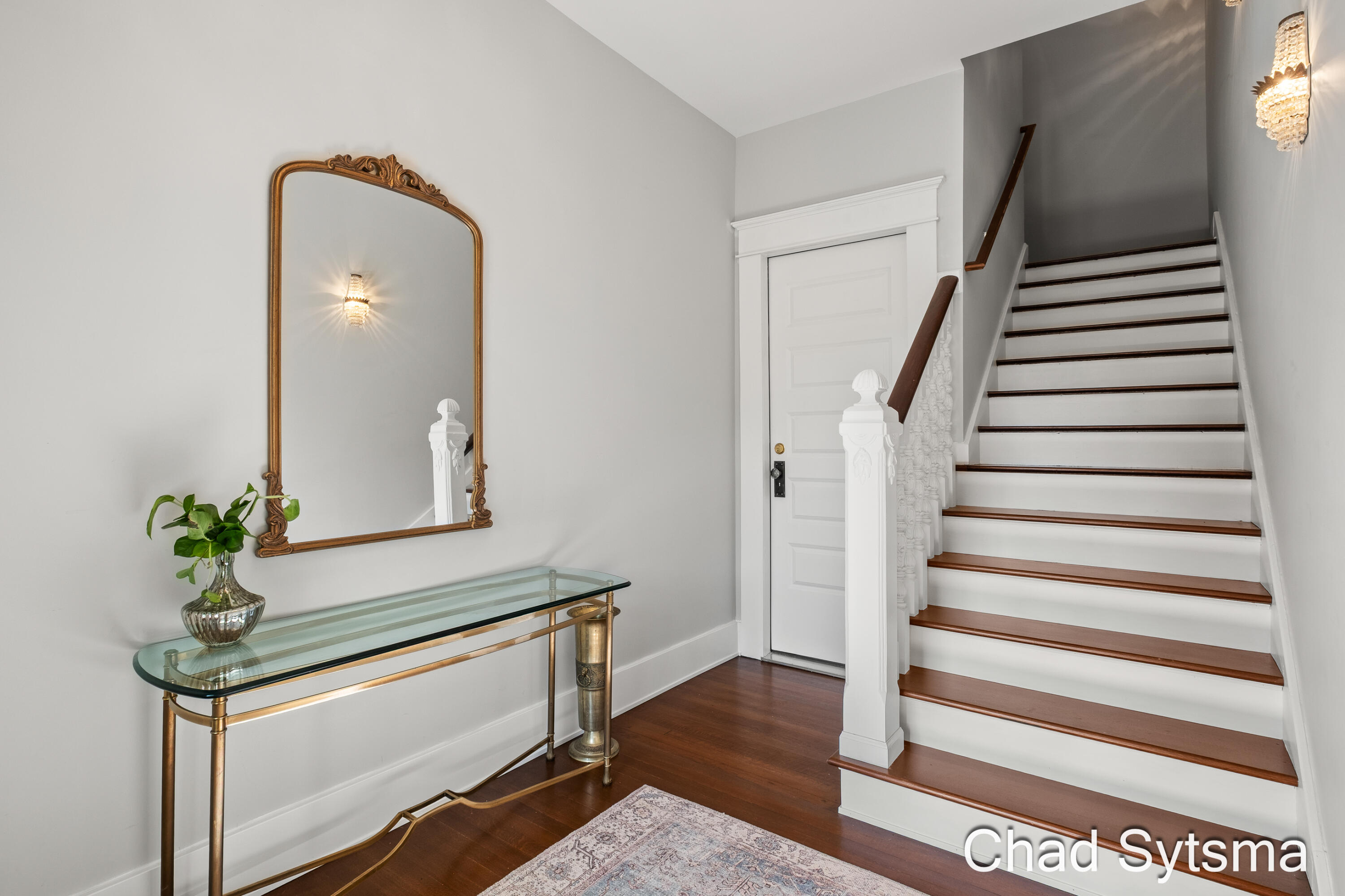 643 Madison Avenue SE