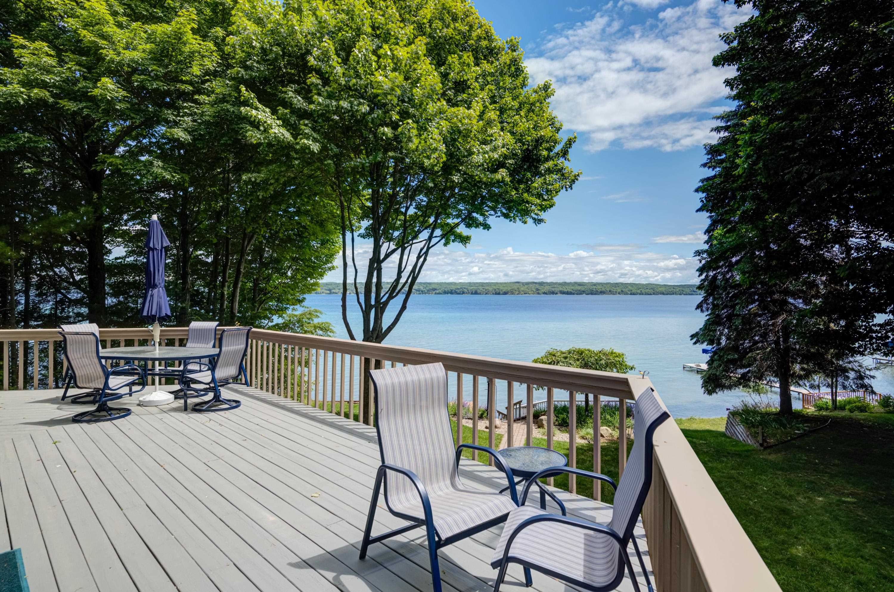 2447 N West Torch Lake Drive