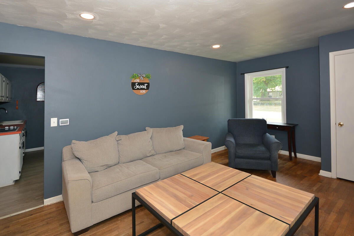 4106 Mount Olivet Road
