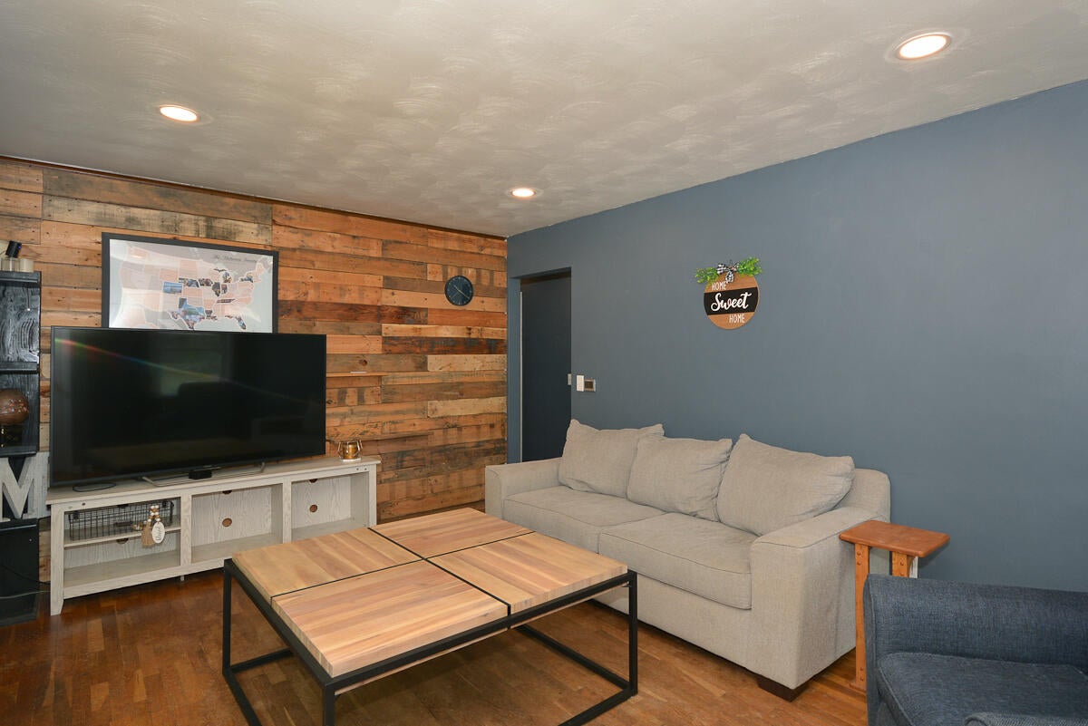 4106 Mount Olivet Road