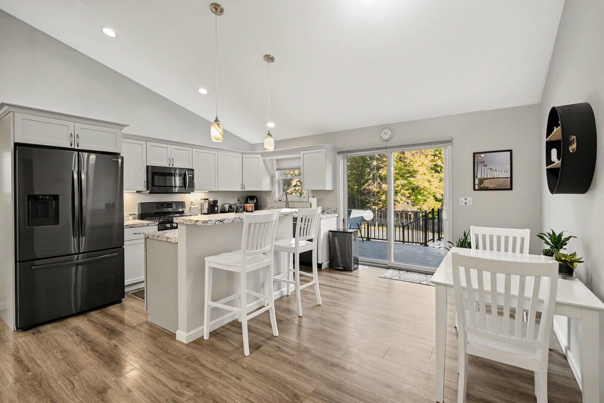 721 Glen Oak Drive