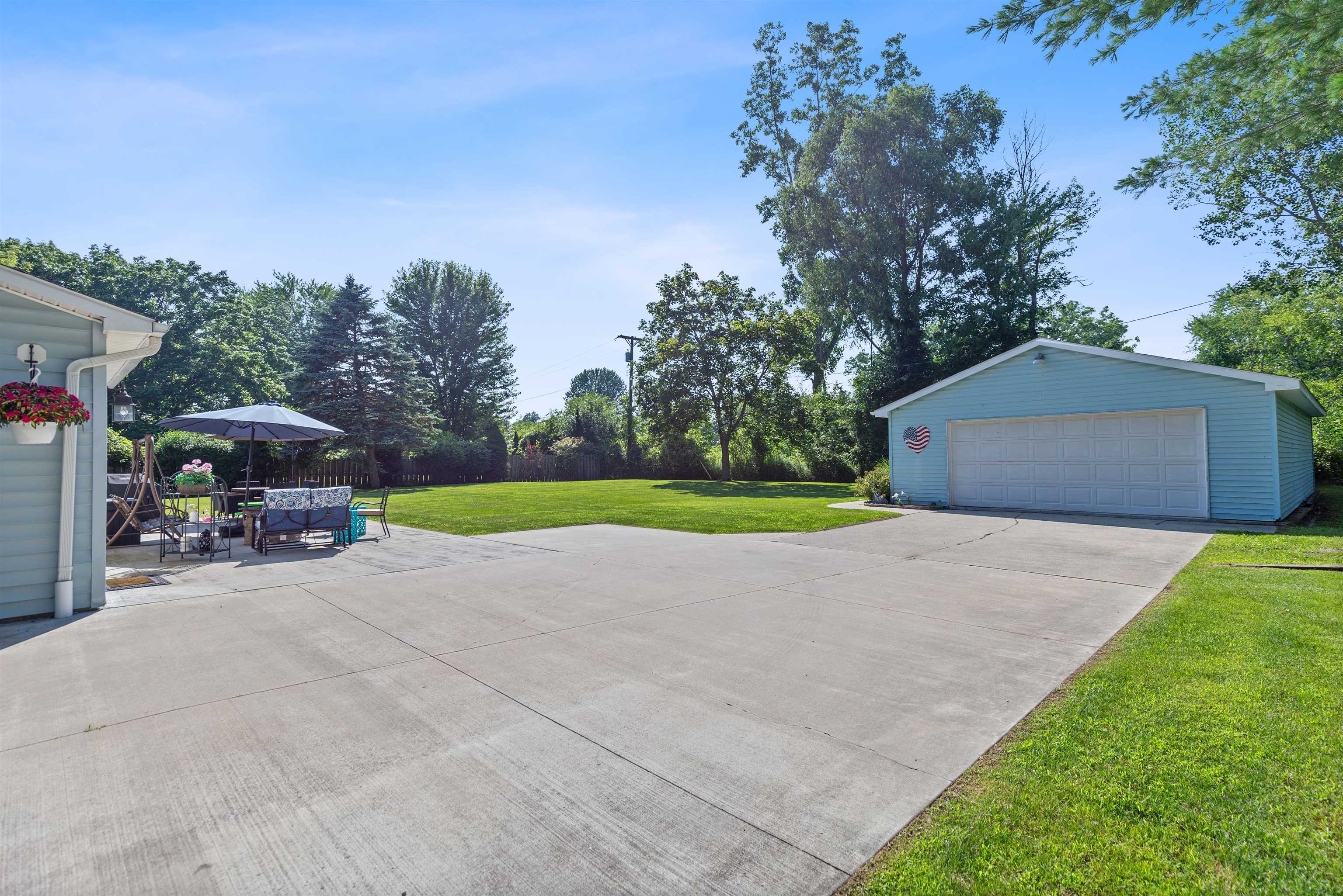 5394 Ponderosa Drive