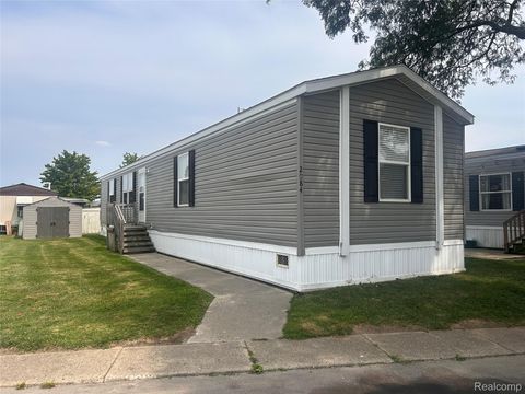 Photo of 2084 Pauline Drive, Troy City, MI 48083 (MLS # 20251022816)